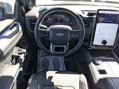 2024 Ford Expedition Platinum