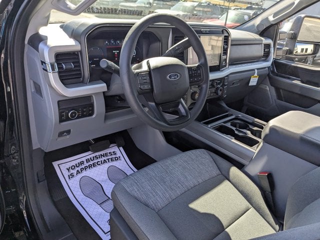 2026 Ford Super Duty F-350 SRW XLT