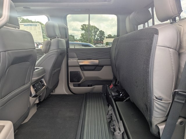 2025 Ford Super Duty F-350 DRW Platinum