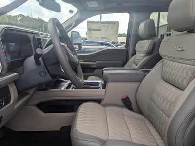 2025 Ford Super Duty F-350 DRW Platinum