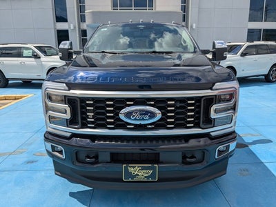 2025 Ford Super Duty F-350 DRW Platinum