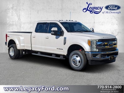 2017 Ford Super Duty F-350 DRW Lariat
