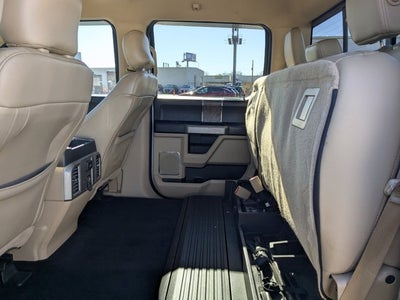 2017 Ford Super Duty F-350 DRW Lariat