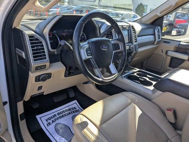 2017 Ford Super Duty F-350 DRW Lariat