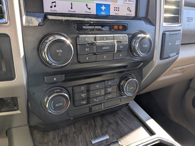 2017 Ford Super Duty F-350 DRW Lariat