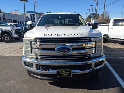 2017 Ford Super Duty F-350 DRW Lariat