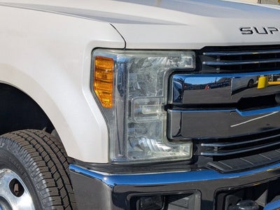 2017 Ford Super Duty F-350 DRW Lariat