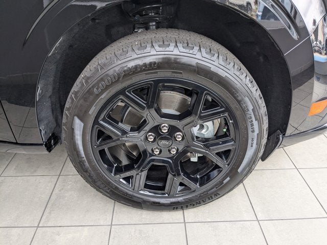 2025 Ford Maverick Lobo Standard