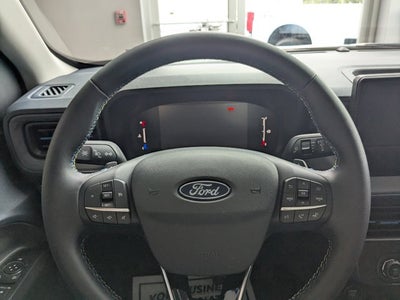 2025 Ford Maverick Lobo Standard