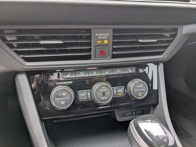 2023 Volkswagen Jetta SE